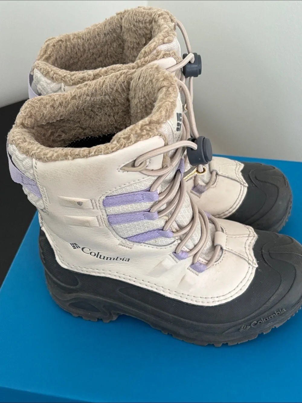 Columbia Youth Bugaboot Celsius in Lavendar and Cream Size 1